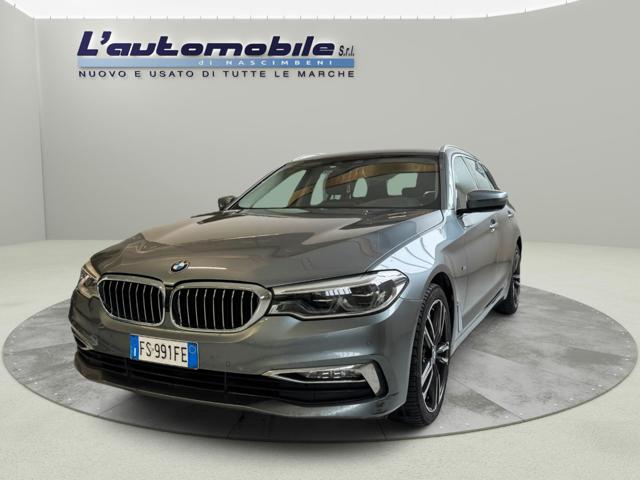 BMW 520 d xDrive Touring Luxury automatica Immagine 1