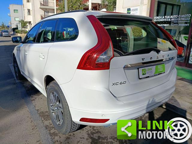 VOLVO XC60 D4 Kinetic Immagine 3