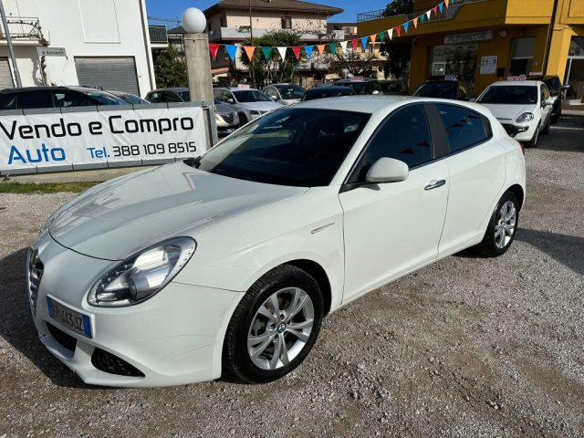 ALFA ROMEO Giulietta 1.6 JTDm-2 105 CV Distinctive Immagine 2