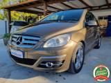 MERCEDES-BENZ B 180 CDI