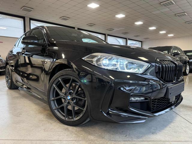 BMW 118 i 5p. M sport Auto Immagine 1