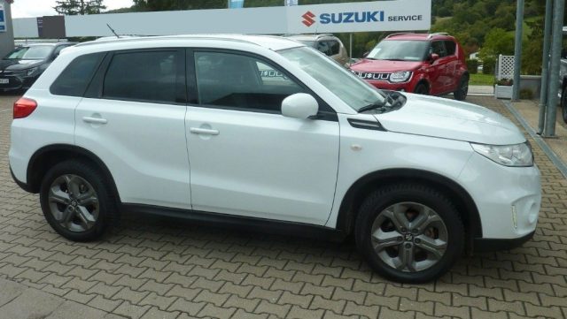 SUZUKI Vitara 1.6 DDiS 4WD AllGrip Immagine 3