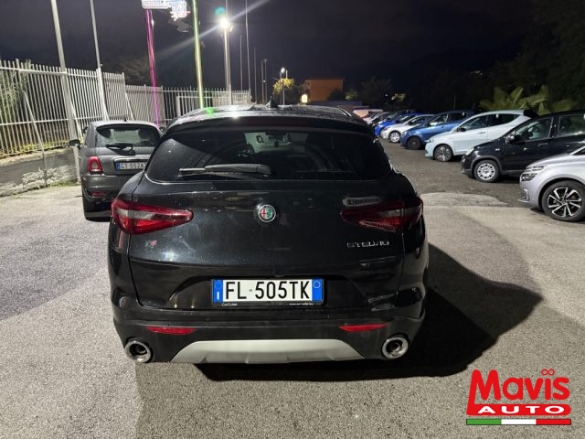 ALFA ROMEO Stelvio 2.2 Turbodiesel 210 CV AT8 Q4 Executive Immagine 3