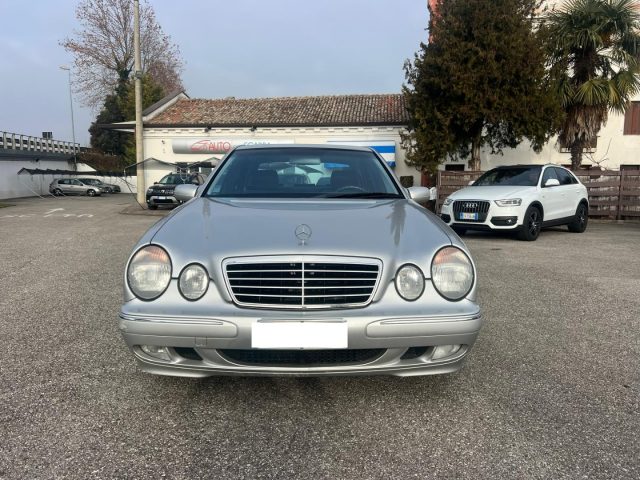 MERCEDES-BENZ E 320 CDI cat Avantgarde Immagine 1