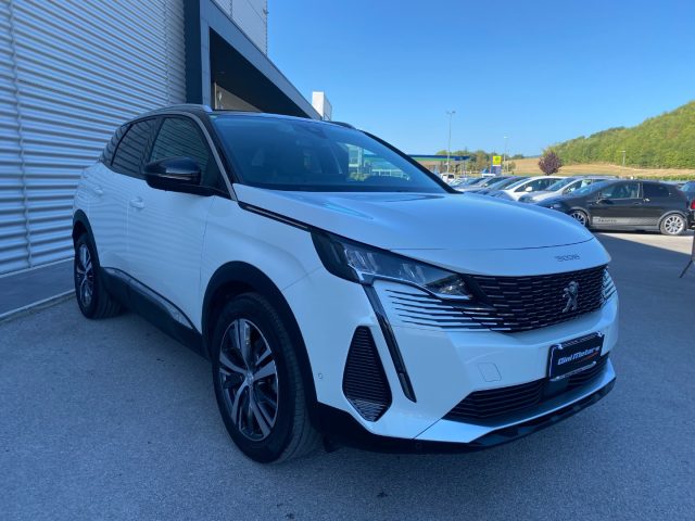 PEUGEOT 3008 BlueHDi 130cv ALLURE PACK AUTOMATICA Immagine 2