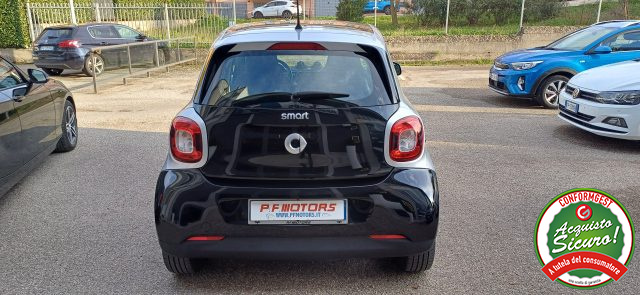 SMART ForFour 70 1.0 Passion Immagine 3