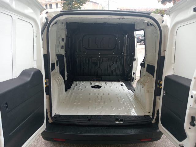 FIAT Doblo Doblò 1.6 MJT 105CV PC-TN Cargo Lamierato SX Immagine 2