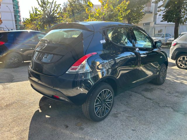 LANCIA Ypsilon 1.0 FireFly 5 porte S&S Hybrid Gold Immagine 3