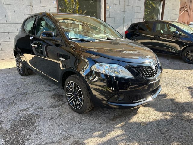 LANCIA Ypsilon 1.0 FireFly 5 porte S&S Hybrid Gold Immagine 2