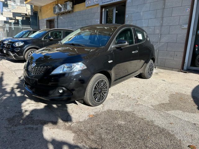 LANCIA Ypsilon 1.0 FireFly 5 porte S&S Hybrid Gold Immagine 1