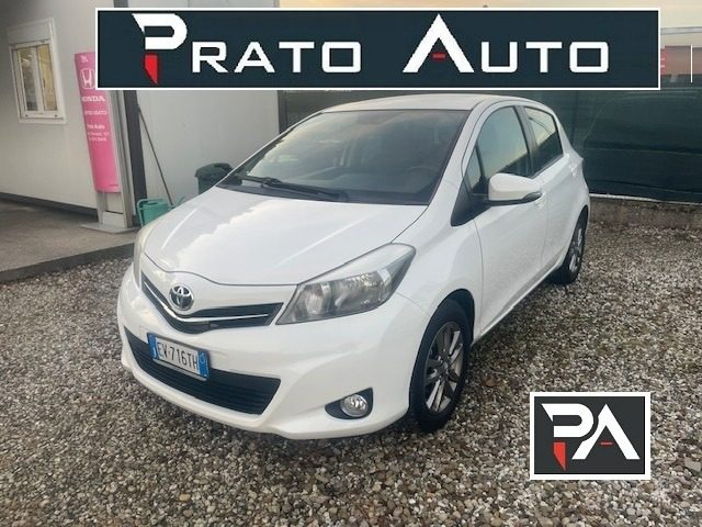 TOYOTA Yaris 1.3 5 porte Lounge Immagine 0