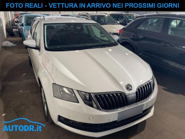 SKODA Octavia Wagon 1.5 G-Tec DSG Executive NAVI DESIGN PACK KM Immagine 1