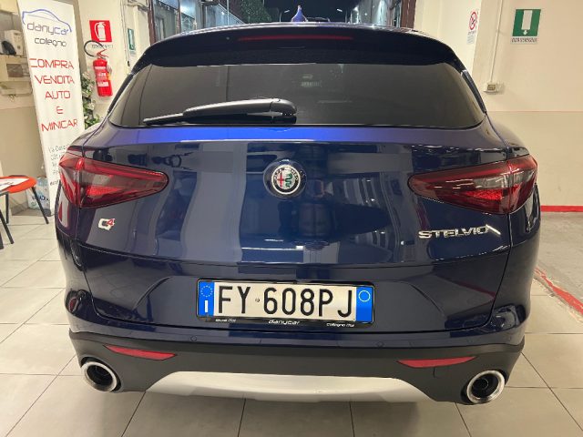 ALFA ROMEO Stelvio 2.2 Turbodiesel 210 CV AT8 Q4 Lusso Immagine 3