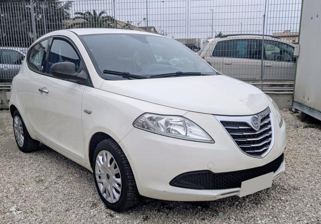 LANCIA Ypsilon 1.2 69 CV 5 porte GPL Ecochic Gold Immagine 1