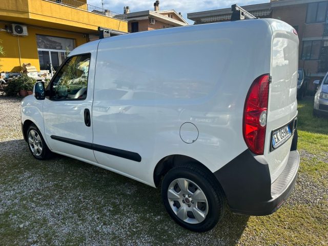 FIAT DOBLO  1.6 MJT DPF Argento Immagine 3