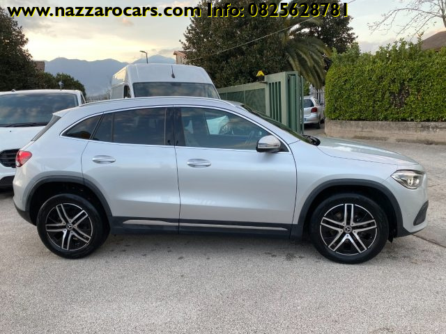 MERCEDES-BENZ GLA 200 d Automatic Sport Plus NAV/TELECAM/PELLE/FARI LED Immagine 1