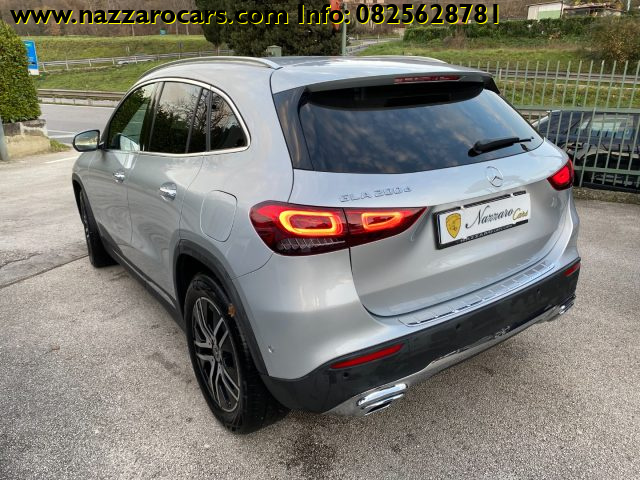 MERCEDES-BENZ GLA 200 d Automatic Sport Plus NAV/TELECAM/PELLE/FARI LED Immagine 3