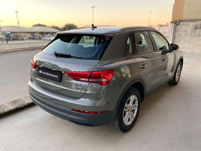 AUDI Q3 35 2.0 TDI S tronic Business COCKPIT Immagine 4