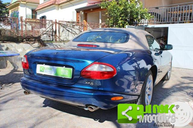 JAGUAR XK8 4.0 Convertibile Immagine 2