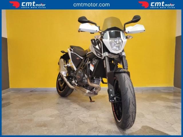 KTM 690 Duke Garantita e Finanziabile Immagine 4