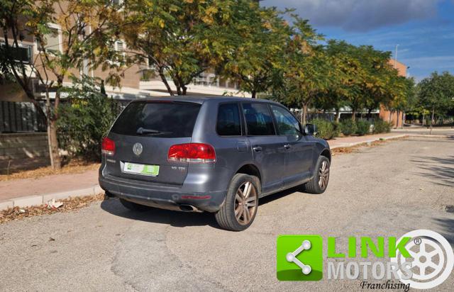 VOLKSWAGEN Touareg 3.0 V6 TDI DPF tiptronic Exclusive Immagine 1