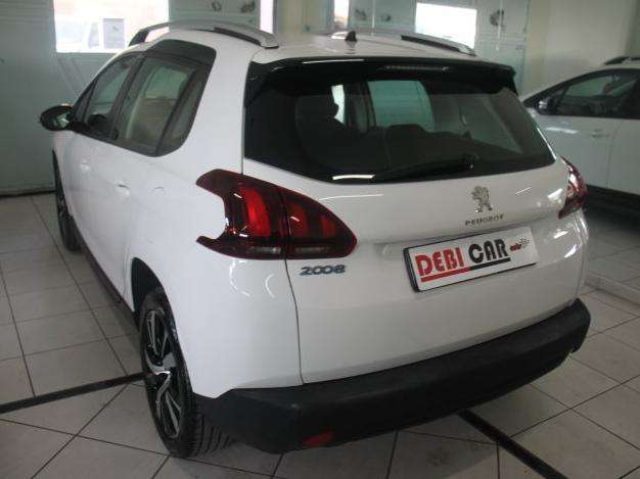 PEUGEOT 2008 HDi Immagine 3