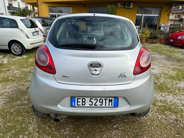 FORD Ka+ 1.3 TDCi 75CV Titanium Immagine 4