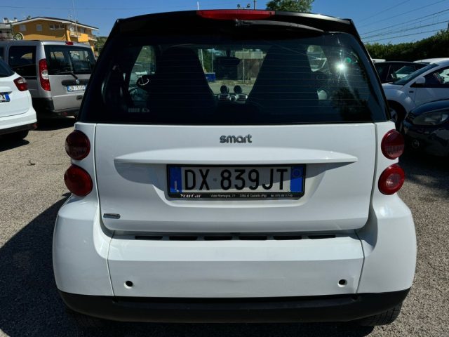 SMART ForTwo 1000 52 kW coupé limited two Immagine 4