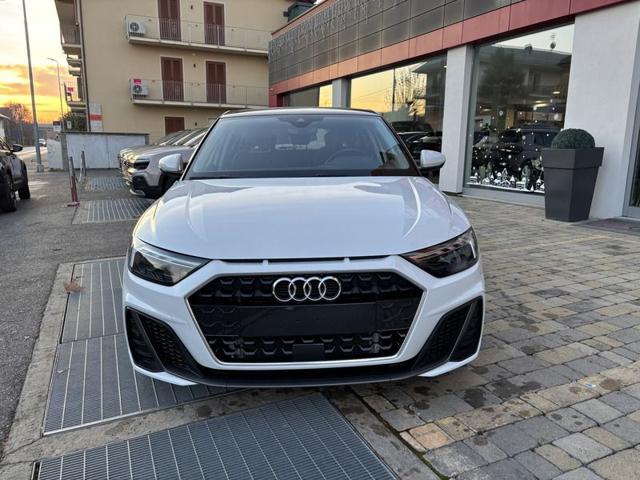 AUDI A1 SPB 30 TFSI S line edition Full LED-PHONE APPS Immagine 1