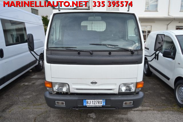 NISSAN Cabstar -E 110.35 3.0 Tdi CASSONE FISSO Immagine 1