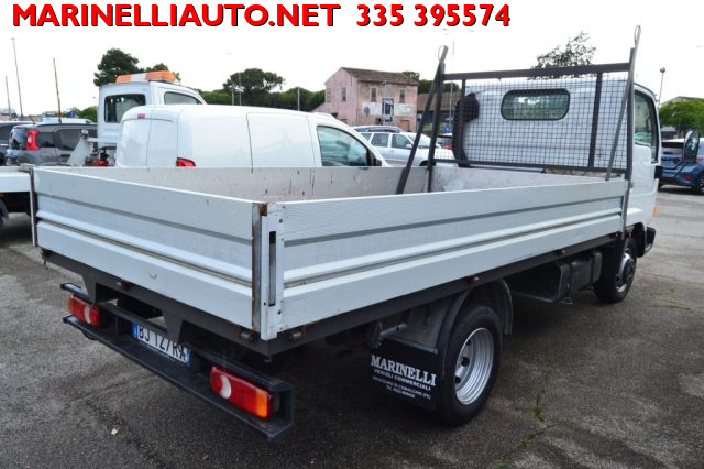 NISSAN Cabstar -E 110.35 3.0 Tdi CASSONE FISSO Immagine 3