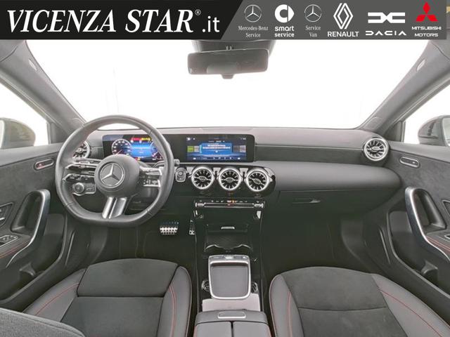 MERCEDES-BENZ A 200 d AUTOMATIC PREMIUM AMG Immagine 4