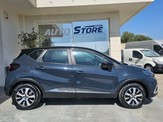 RENAULT Captur TCe 12V 90 CV Life Immagine 1