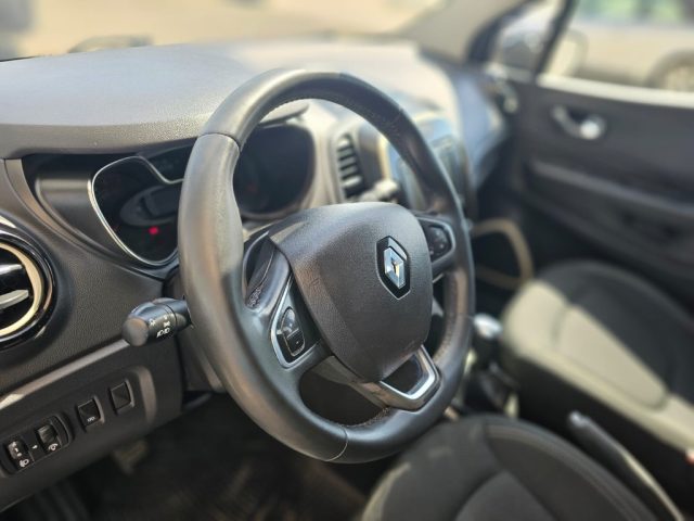 RENAULT Captur TCe 12V 90 CV Life Immagine 4