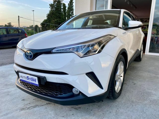 TOYOTA C-HR 1.8 Hybrid E-CVT Active Immagine 3