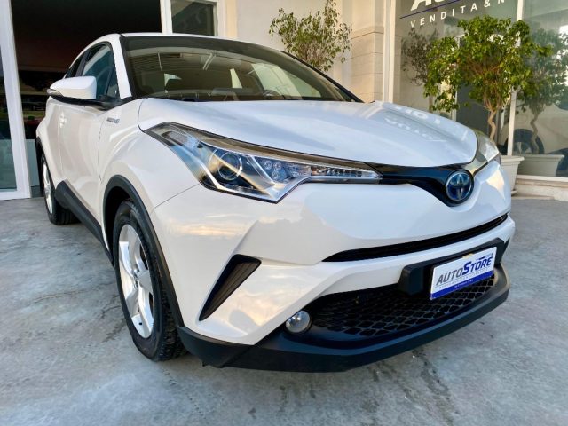 TOYOTA C-HR 1.8 Hybrid E-CVT Active Immagine 1