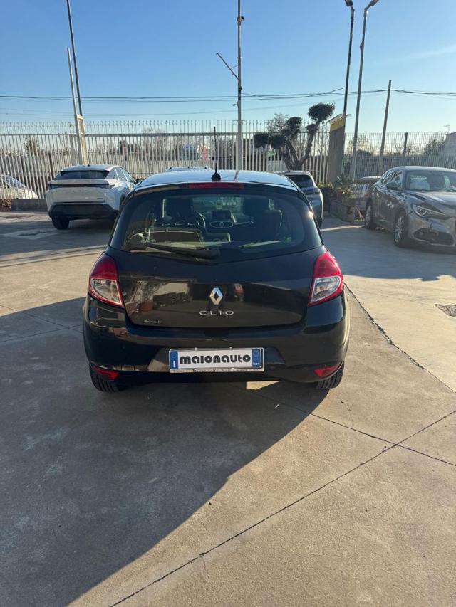 RENAULT Clio 1.5 dCi 85CV 5 porte Confort Immagine 4