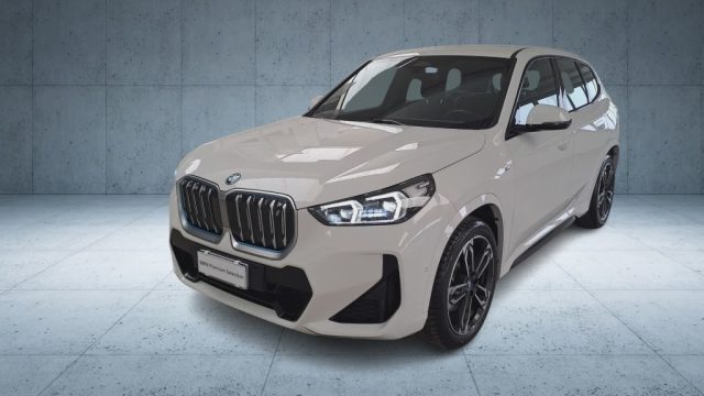 BMW iX1 xDrive 30 Msport Aut. Immagine 0