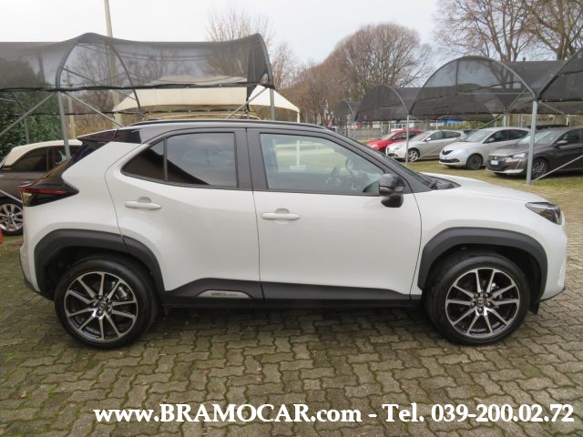 TOYOTA Yaris Cross 1.5 HYBRID E-CVT - GR SPORT - NAVIGAT - TELECAMERA Immagine 4