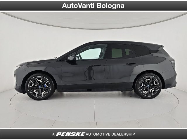 BMW iX xDrive50 Pacchetto Sportivo Immagine 2