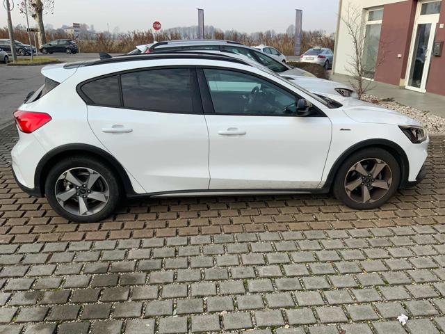 FORD Focus 1.0 EcoBoost 125 CV 5p. ST-Line Immagine 3