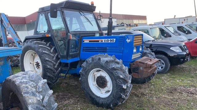 NEW HOLLAND 110/90 DT ANNO 2003 ORE 7134 CON BRACCIO DECESP. Immagine 1