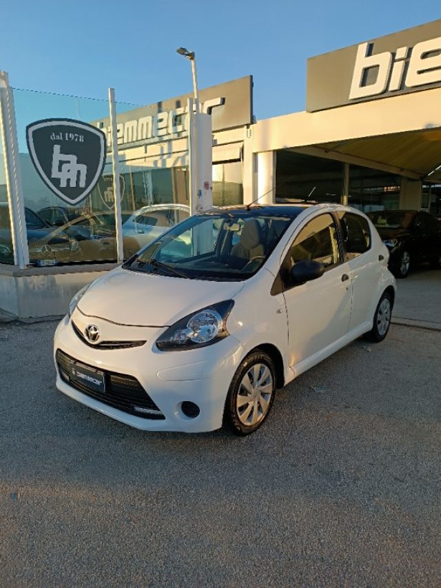 TOYOTA Aygo 1.0 12V VVT-i 5 porte Edition Immagine 1