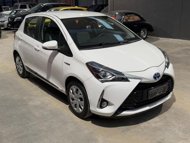 TOYOTA Yaris 1.5 Hybrid 5 porte Immagine 2