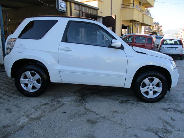 SUZUKI Grand Vitara 1.9 DDiS 3 porte Immagine 2