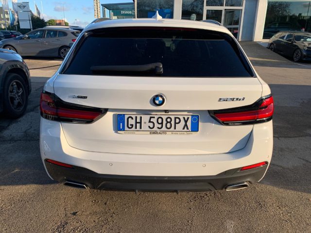 BMW 520 d 48V xDrive Touring Msport Immagine 2