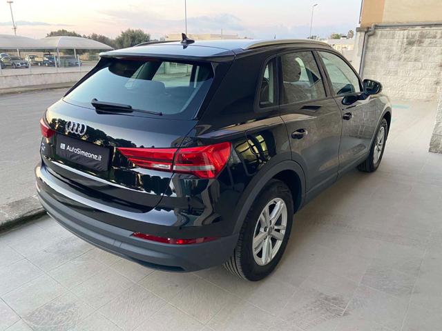 AUDI Q3 35 2.0 TDI S tronic Business COCKPIT Immagine 4