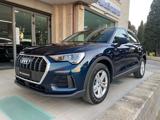 AUDI Q3 35 2.0 TDI S tronic Business COCKPIT