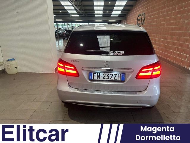 MERCEDES-BENZ B 250 e Sport Immagine 4