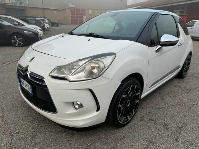 DS AUTOMOBILES DS 3 neopatentati Bellissima 1.6 HDi 90 Just Black Immagine 2